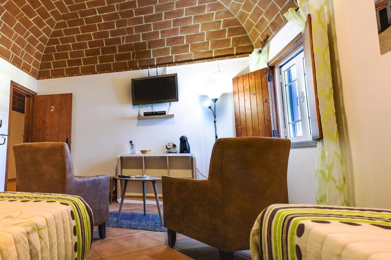 Monte Do Colmeal - Country House & Wine Guest House มอโรง ภายนอก รูปภาพ
